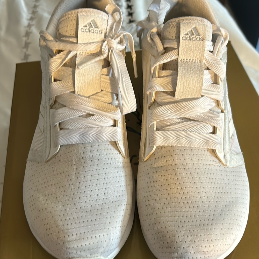 Women’s lightweight great for walking and running